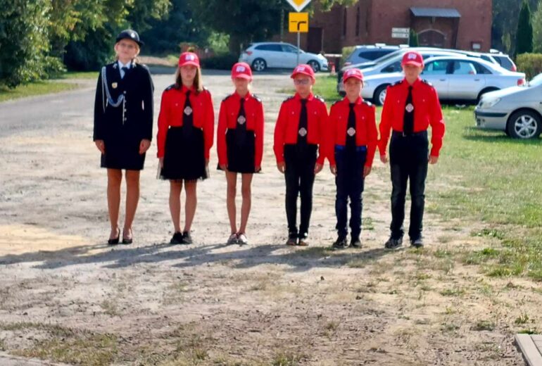 Młodzieżowa Drużyna Pożarnicza w Kolonii Ostrowskiej-Świerczynie